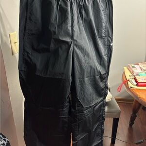 🌸Nike High Rise Black Pants NWT
